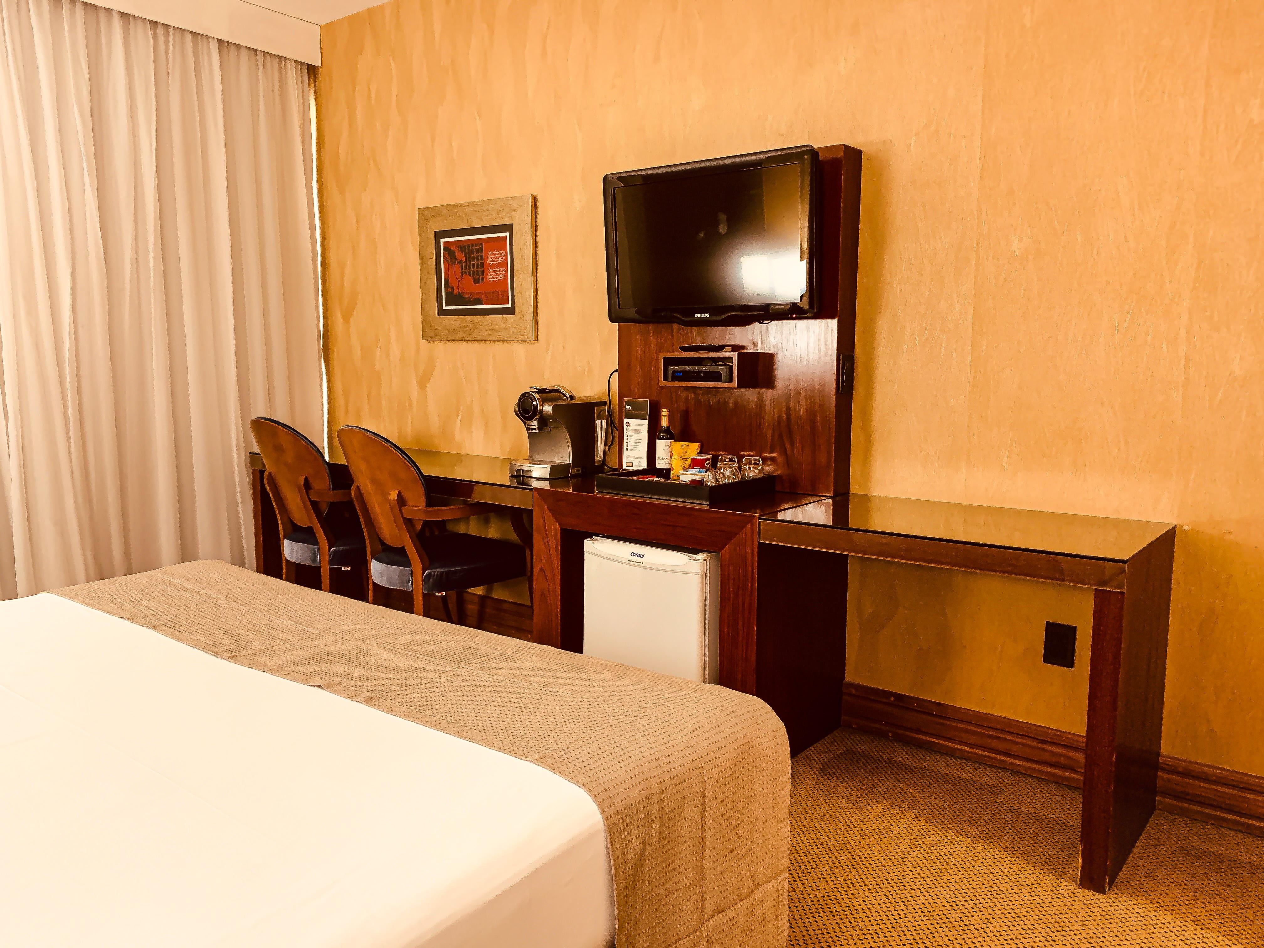 Ouro Minas Hotel Belo Horizonte, Dolce By Wyndham Exterior photo A room at the hotel