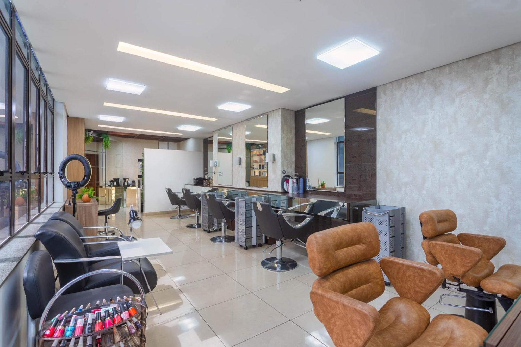 Ouro Minas Hotel Belo Horizonte, Dolce By Wyndham Exterior photo A hair salon in São Paulo, Brazil