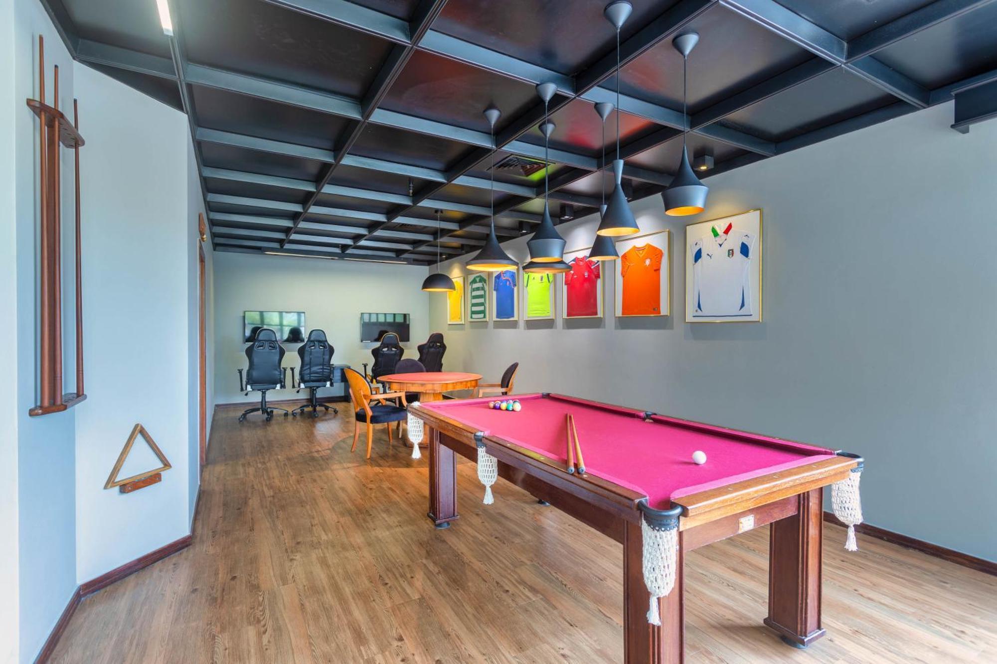 Ouro Minas Hotel Belo Horizonte, Dolce By Wyndham Exterior photo The pool table at the office of the University of the Philippines Diliman.